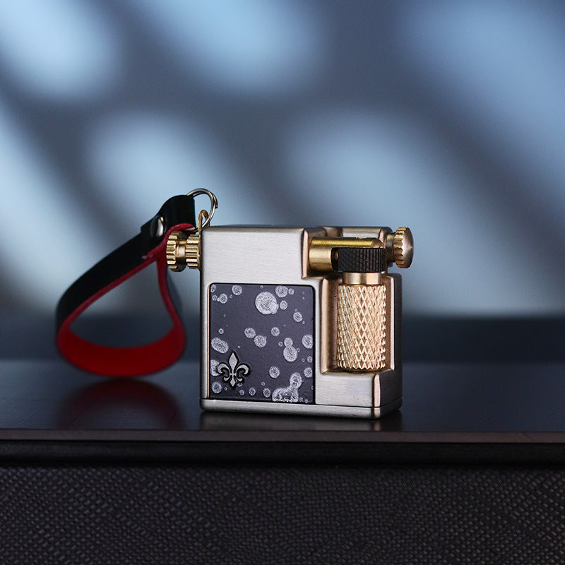 korek api classic pakai sumbu refill minyak vintage mini key chain oil lighter CHIEF 715 with gift box dan gantungan kunci