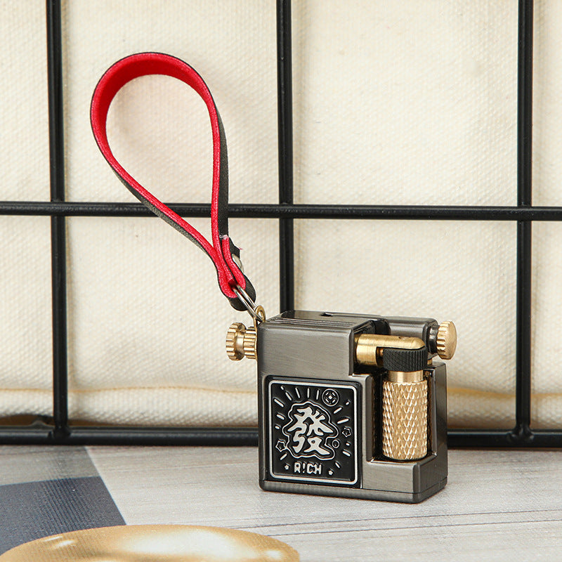 korek api classic pakai sumbu refill minyak vintage mini key chain oil lighter CHIEF 715 with gift box dan gantungan kunci