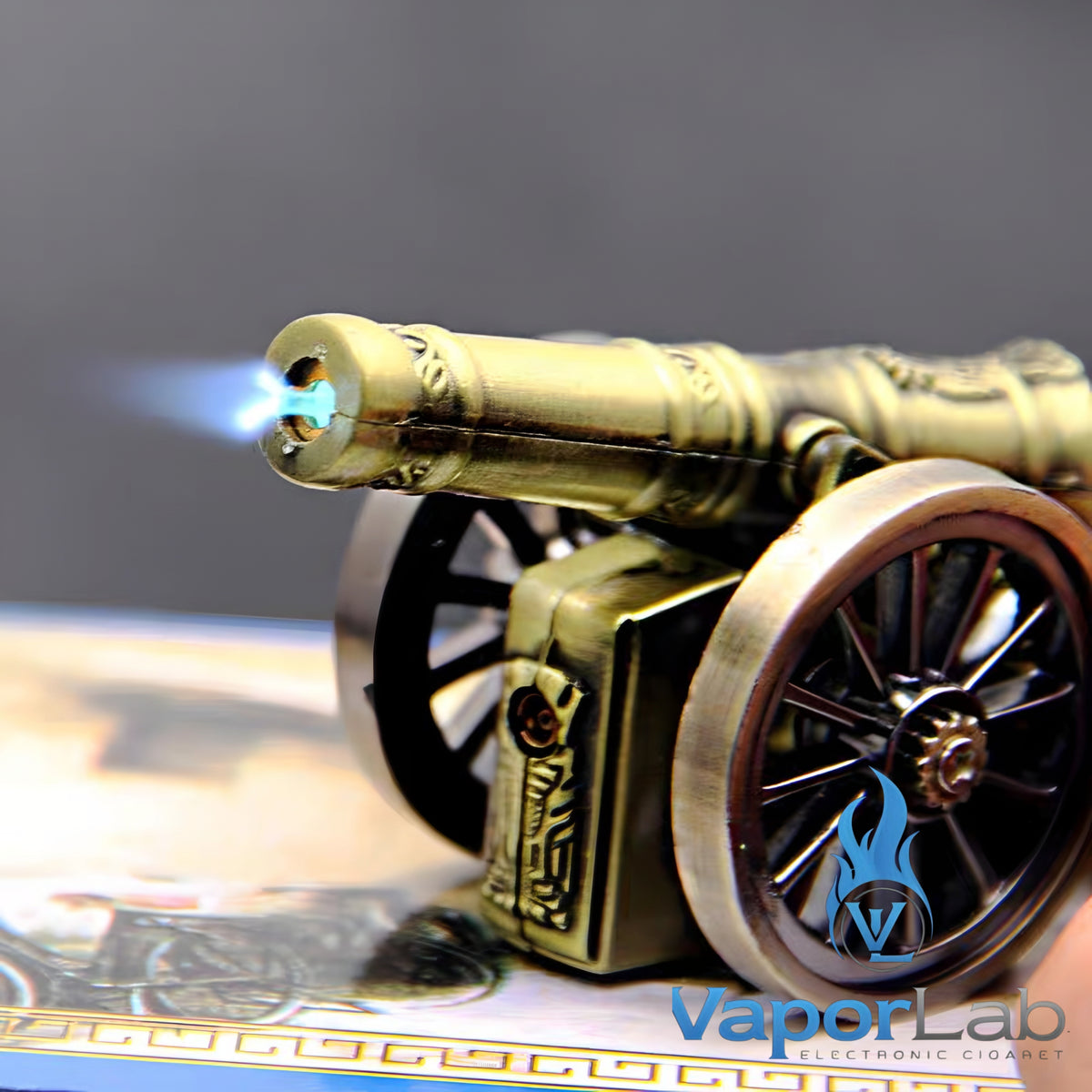 korek api pajangan antik unik model meriam bahan besi gas bisa diisi ulang nyala bara canon classic gas lighter display 3844