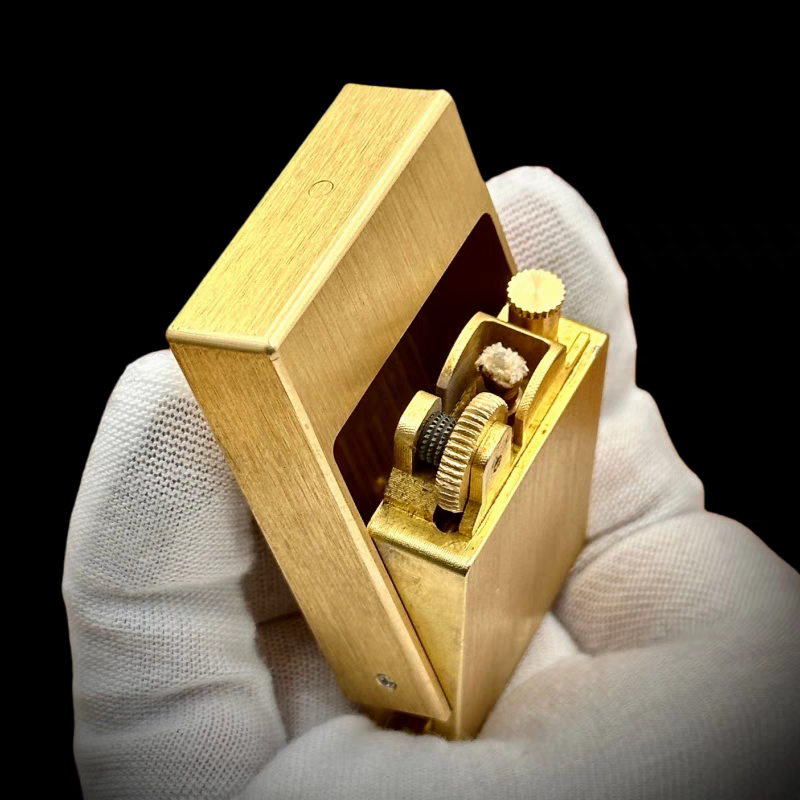 korek api metal pakai roda sumbu minyak classic vintage full brass perunggu asli pagani oil lighter retro slick design 3327