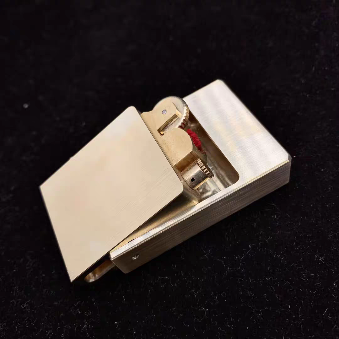 korek api metal pakai roda sumbu minyak classic vintage full brass perunggu asli pagani oil lighter retro slick design 3327